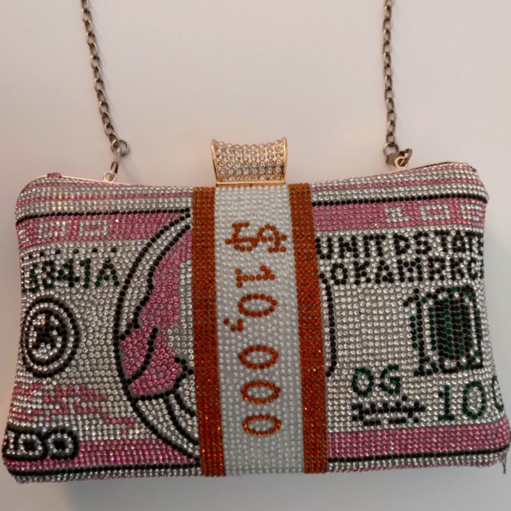 Purse - Picture 2 of 4